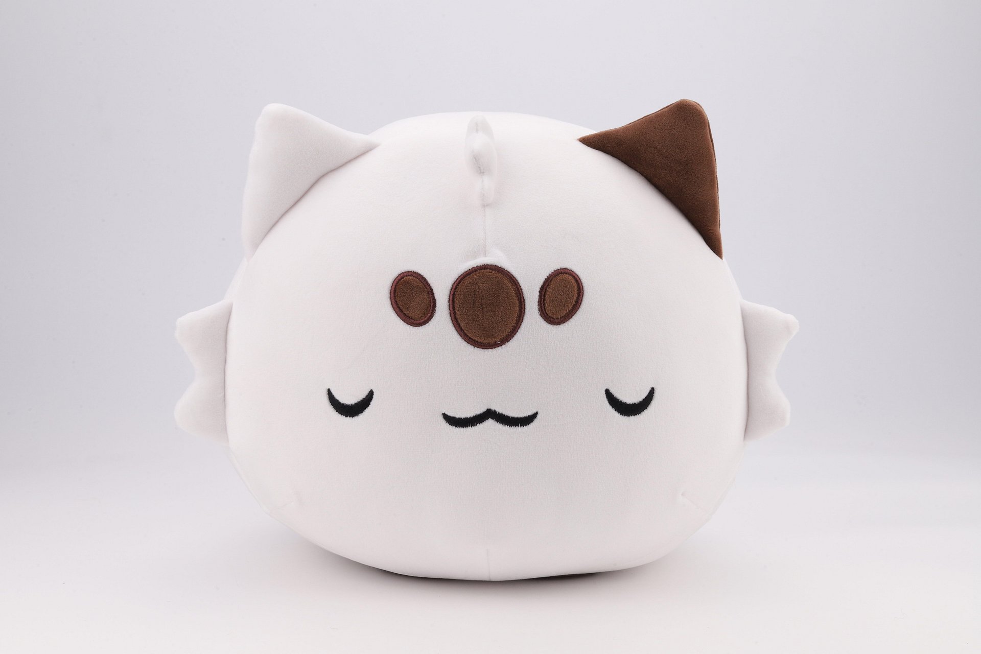 Chipflake Loaf Plush product image (4)