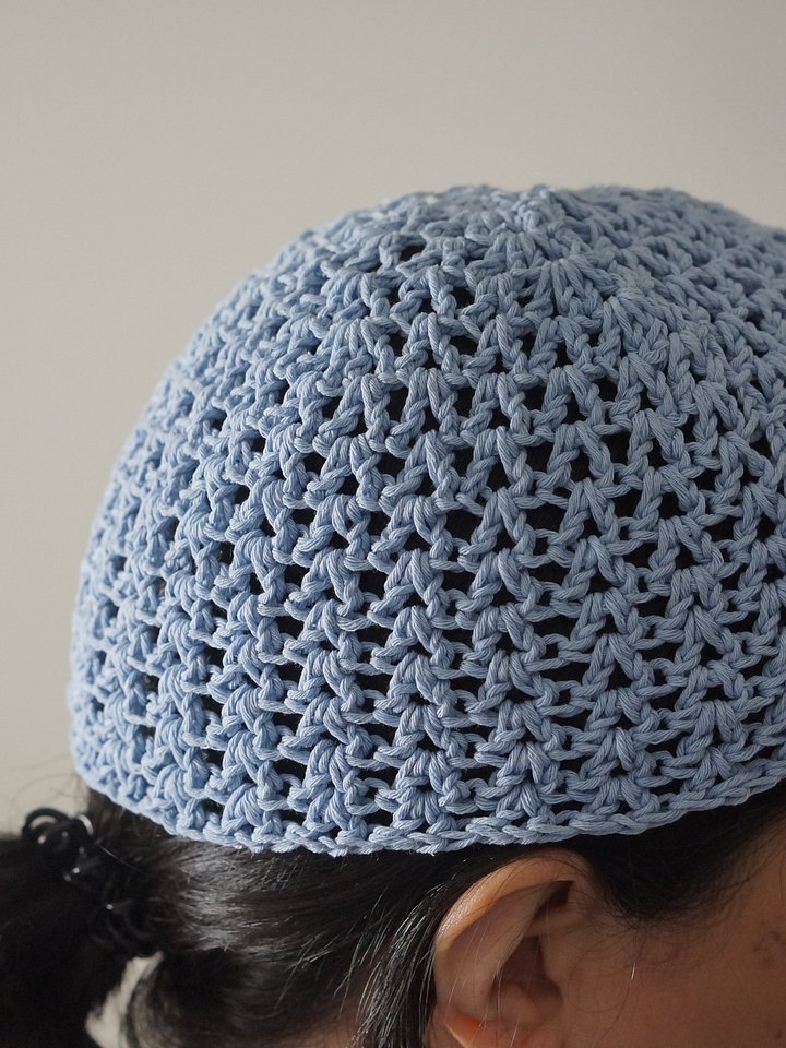 Mesh beanie crochet pattern product image (1)