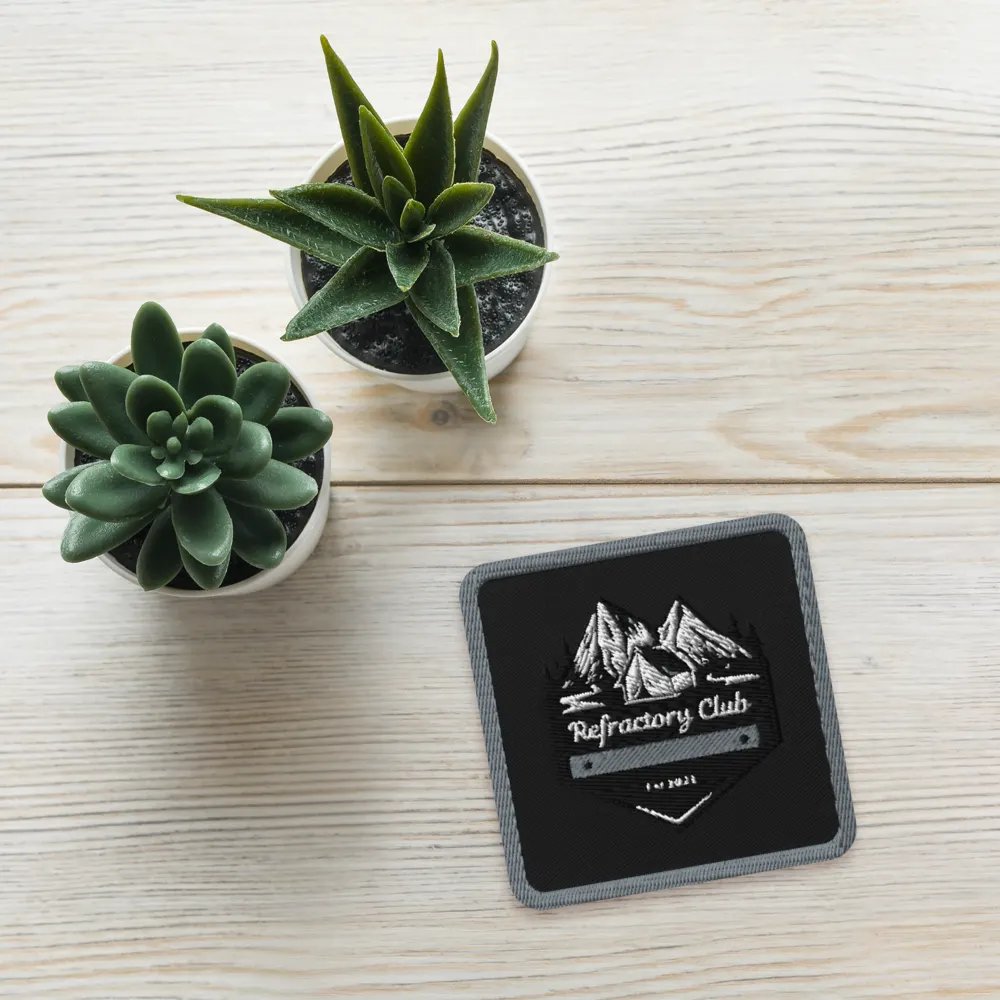 Patch Brodé Carré Noir et Gris product image (4)