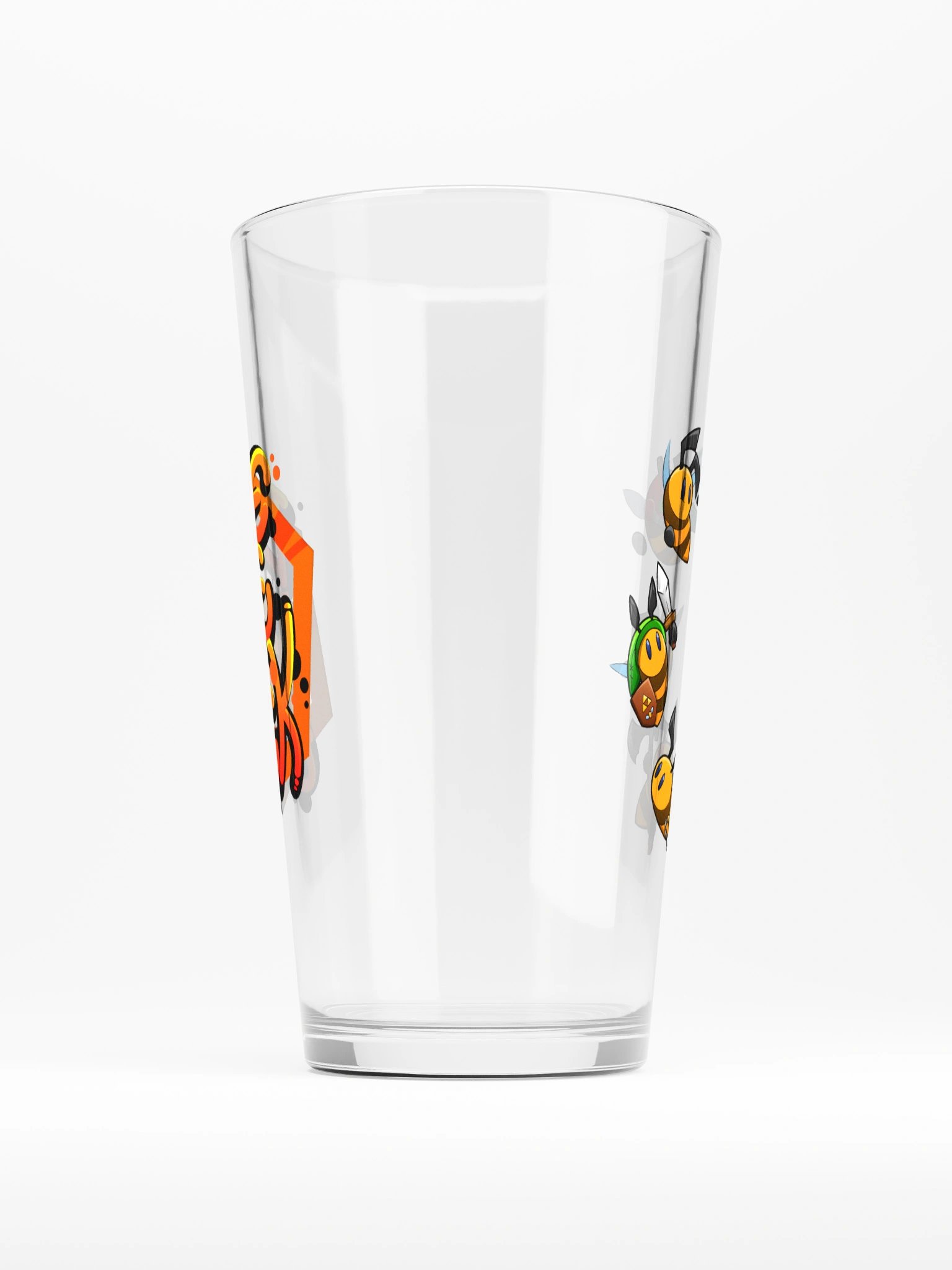 The DeeBeeGeek Pint Glass product image (3)