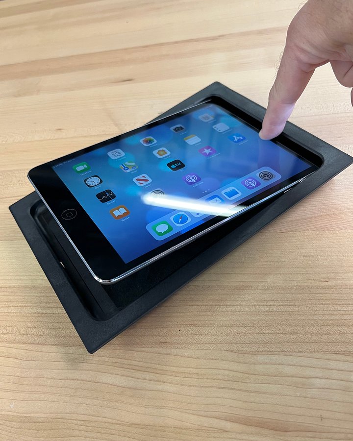 iPad mini, Gen 1 through 5 - SIDE SLIDER Dash Kit product image (2)