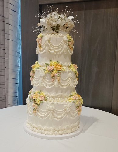 Had the pleasure of baking and decorating this lovely couple's 50th Anniversary cake. We used the client's recipe for Italian...