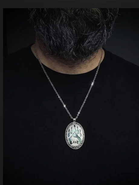 Polar Bear Pendant w/Chain product image (3)