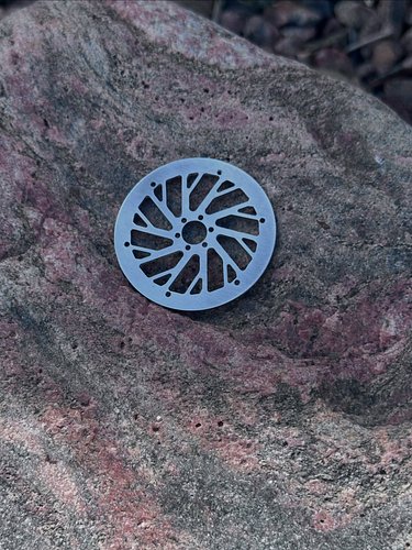 New faces, introducing the sincro, one of my favorite big wheels out there now in a 1.8