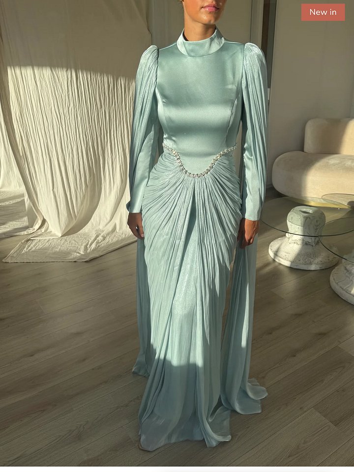 Luxury dress product image (1)