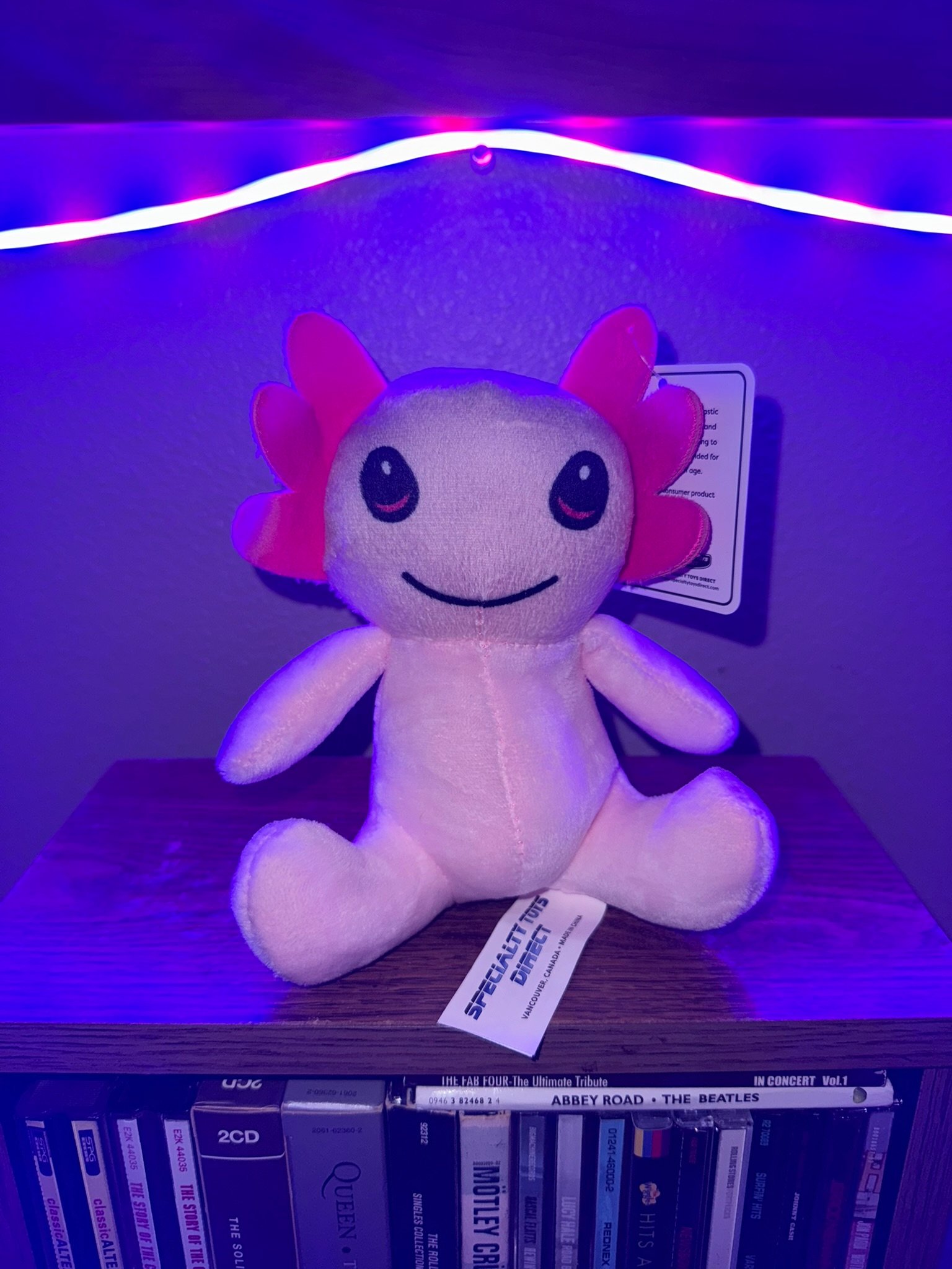 Med. Axolotl Plush product image (1)