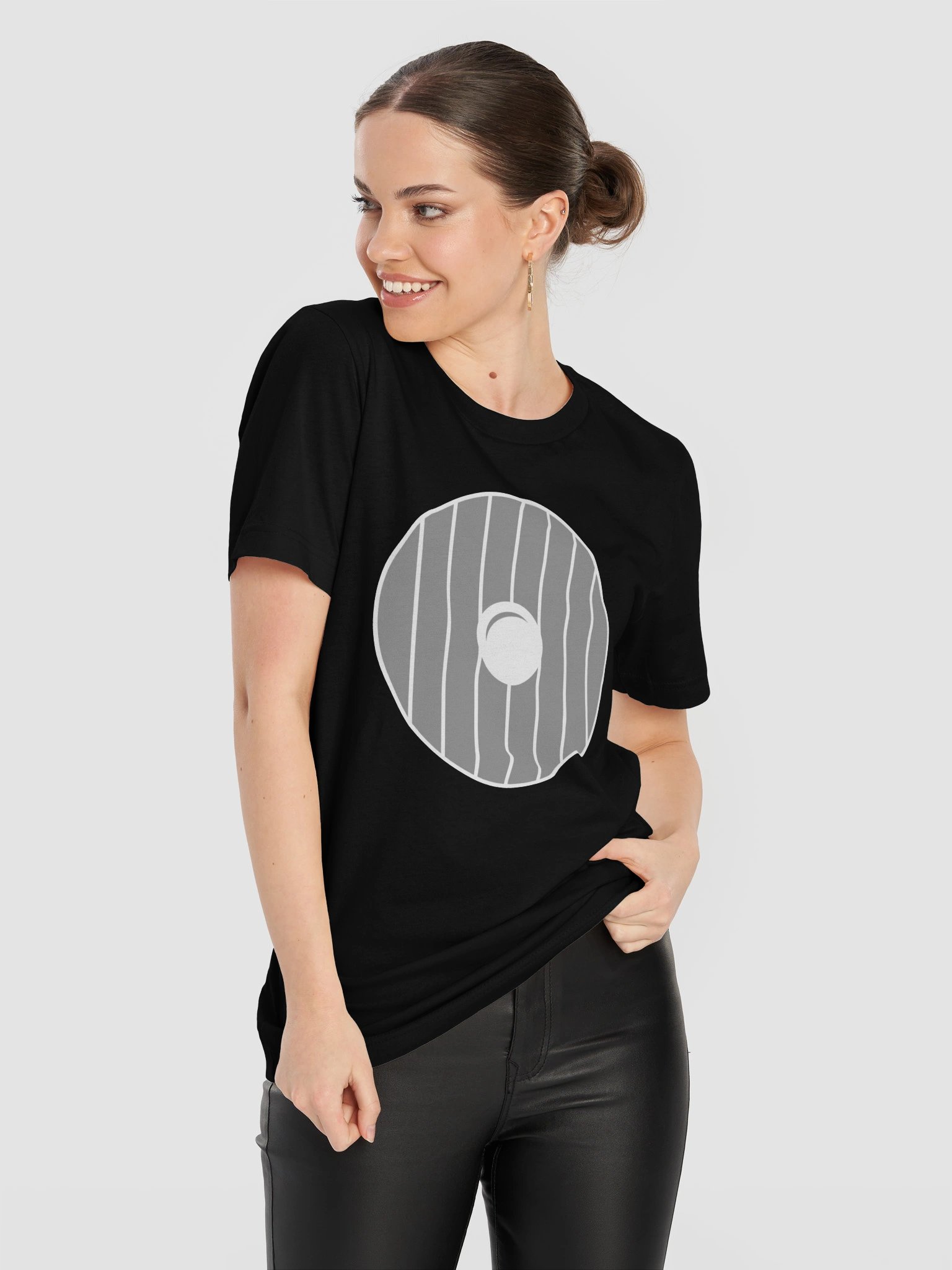Minimal Shield T-Shirt product image (11)