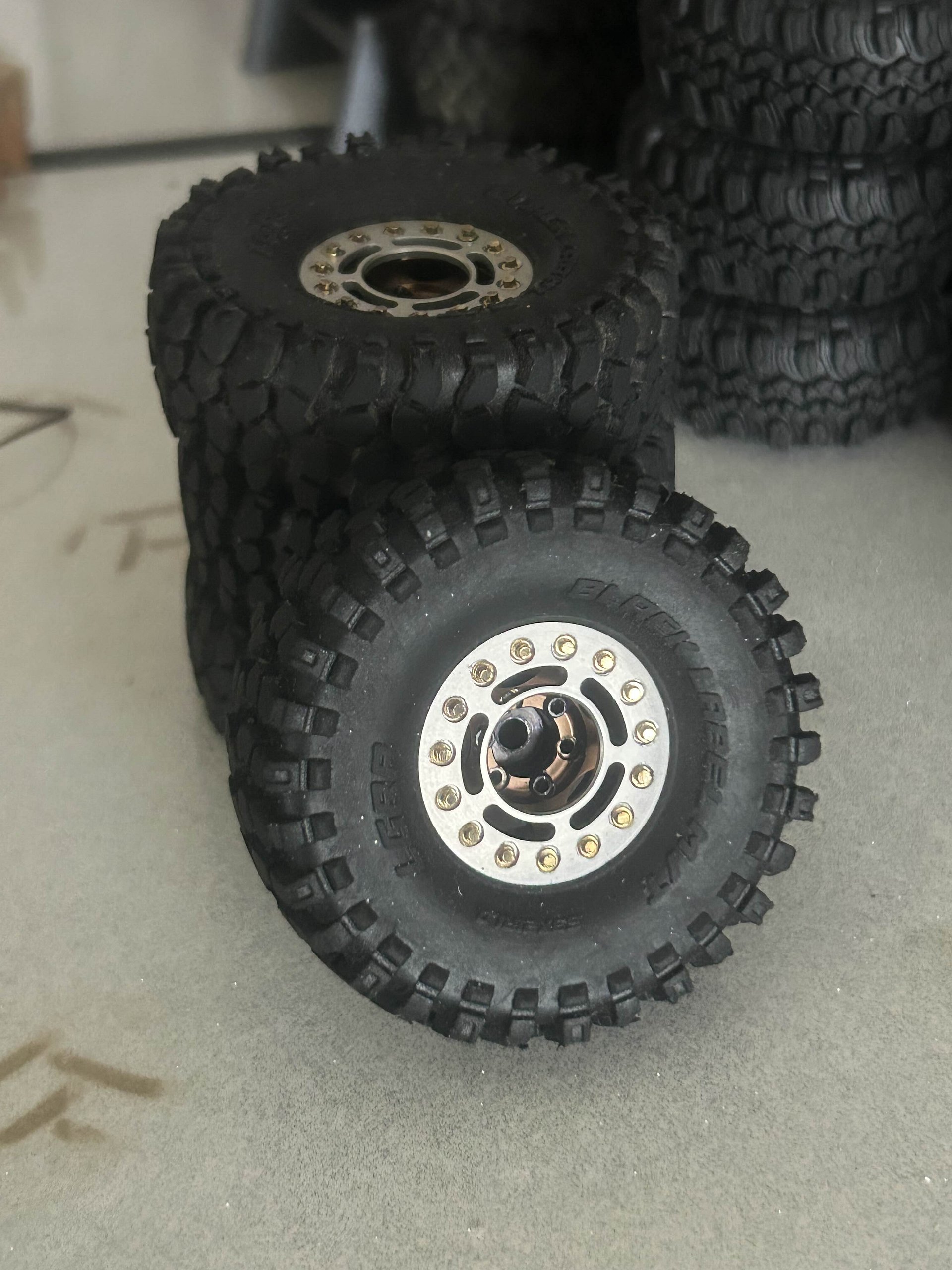 Treal wheels / LGRP tires product image (1)