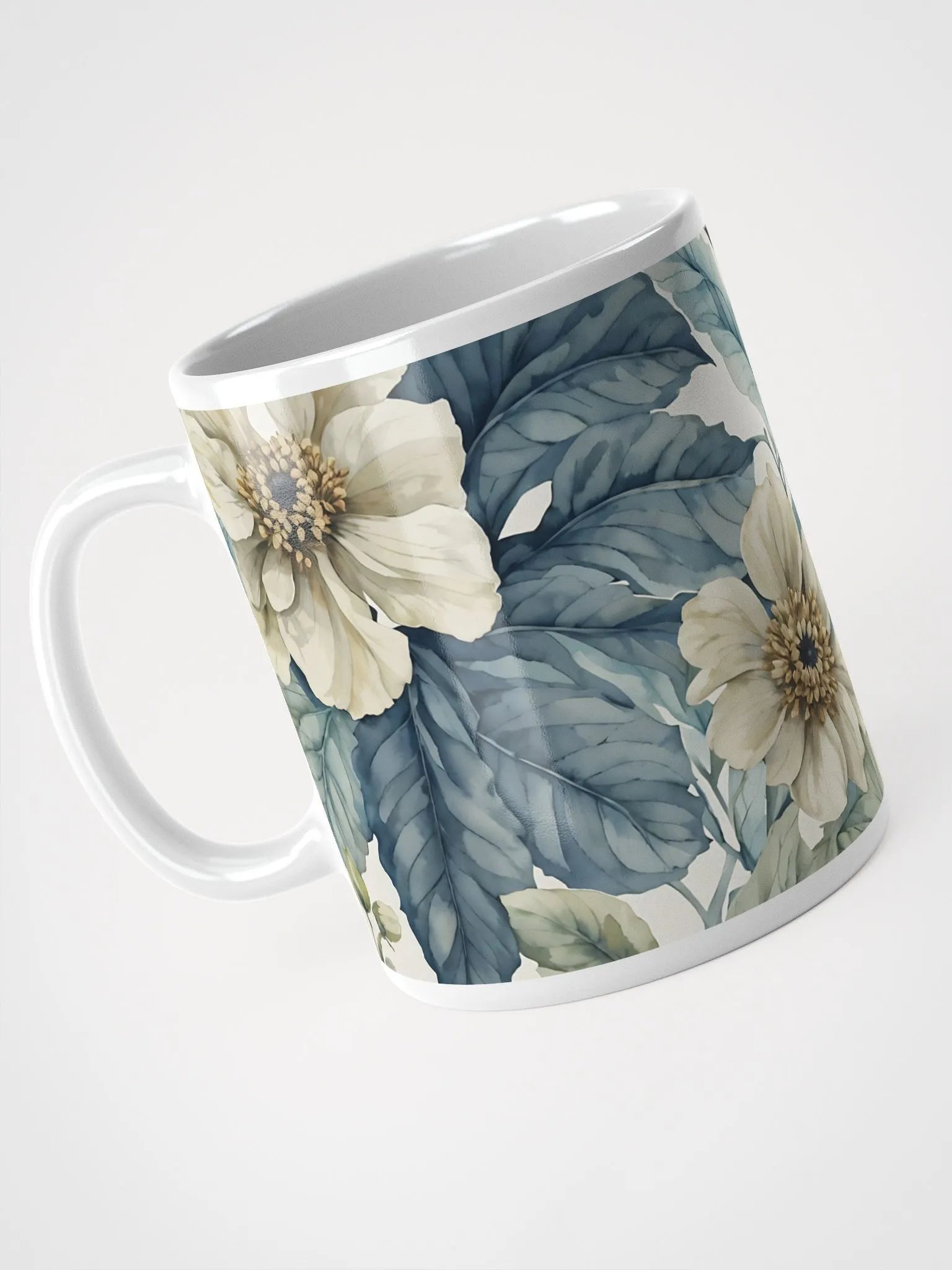 BEAUTIFUL IVORY FLORAL WITH LUSH FOLIAGE MUG product image (4)