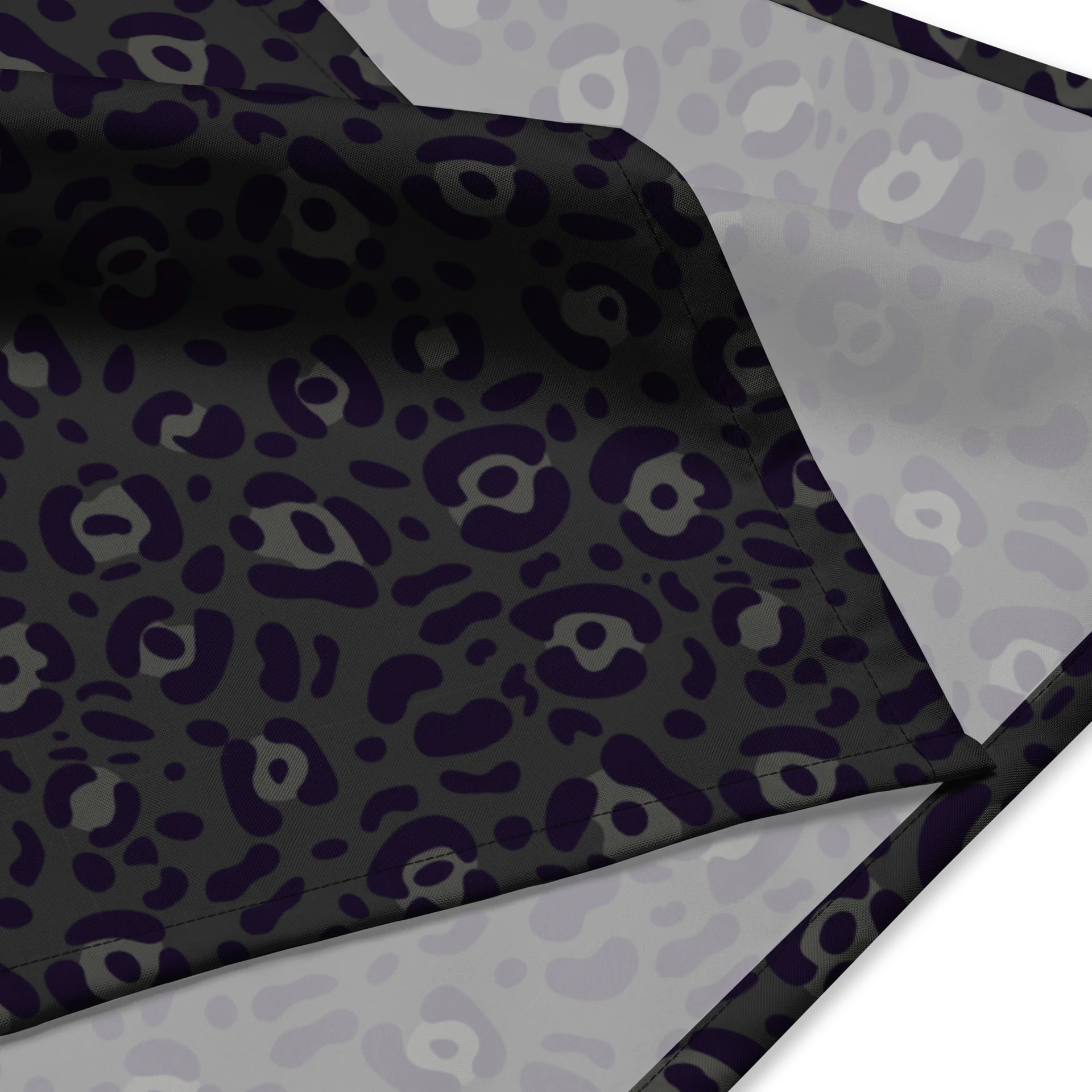 Comfortable Bandana with Bold Black Leopard Print product image (2)