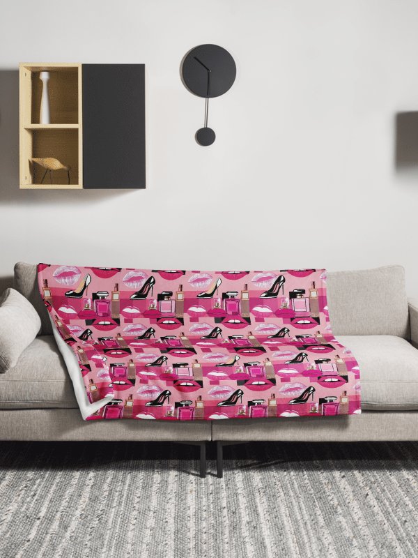 Chic Beauty Throw Blanket product image (1)