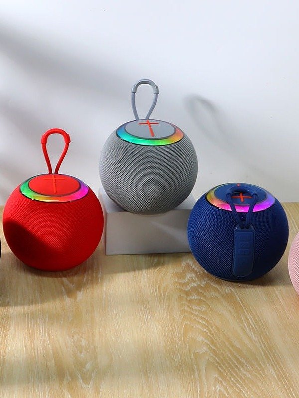 68D Wireless Speaker product image (2)