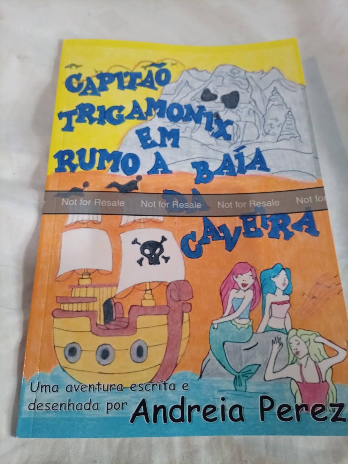 Livro Capitão Trigamonix Em Rumo a Baía da Caveira (2025) product image (7)