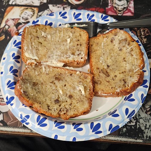 When your MIL makes 2 loaves of banana bread... you eat banana bread. #brianjustdoes #brianjustdetails