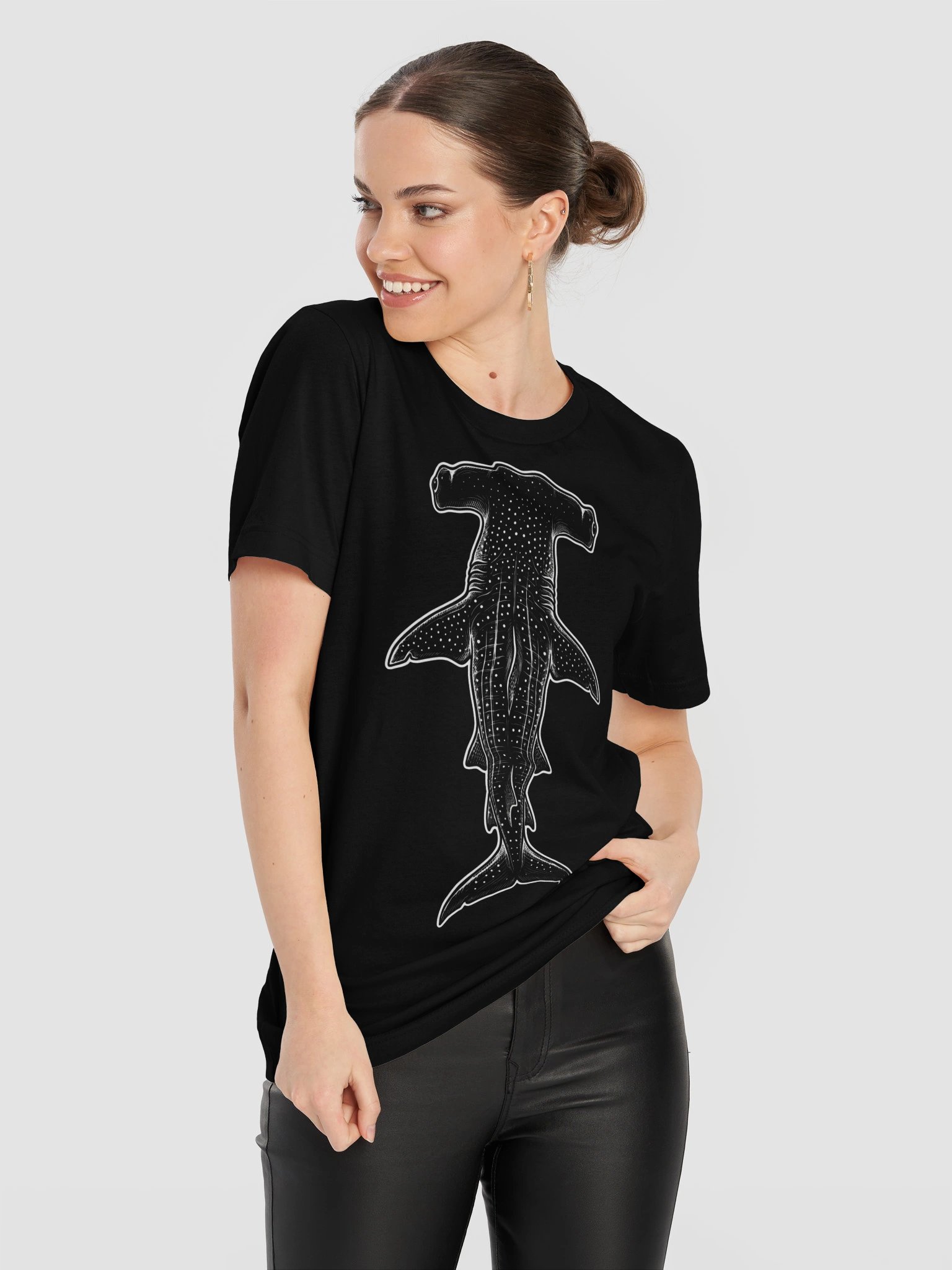 Hammerhead Whale Shark T-Shirt - Scuba Diving & Ocean Lover Tee product image (96)