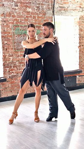 Lady’s spiral in the Promenade Run in Samba 🔥 full lesson on my channel, link in bio 🧑🏻‍💻
👗Katya’s dress by UDance x BDDance ...