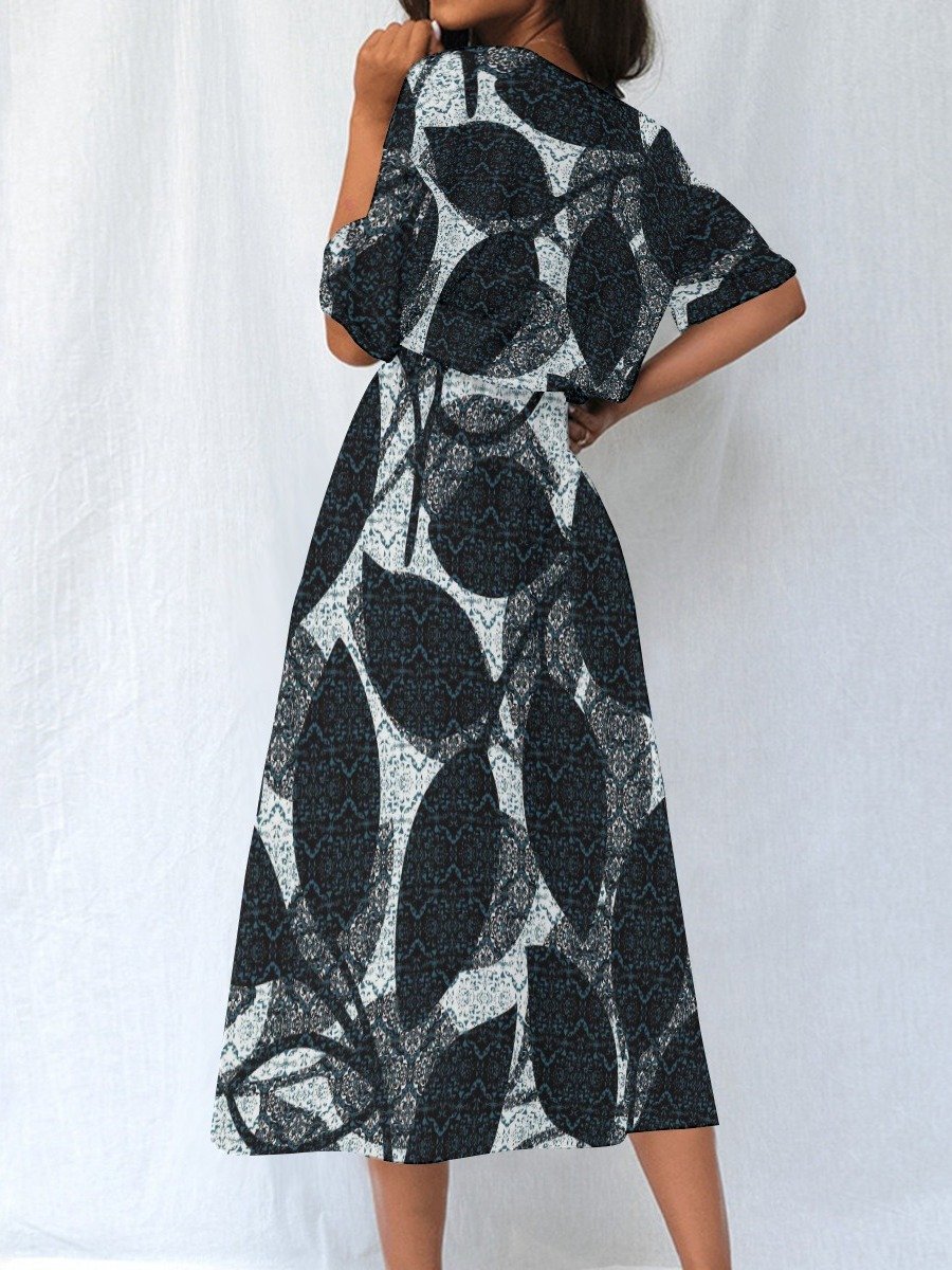 Midnight Botanical Print Midi Dress product image (4)