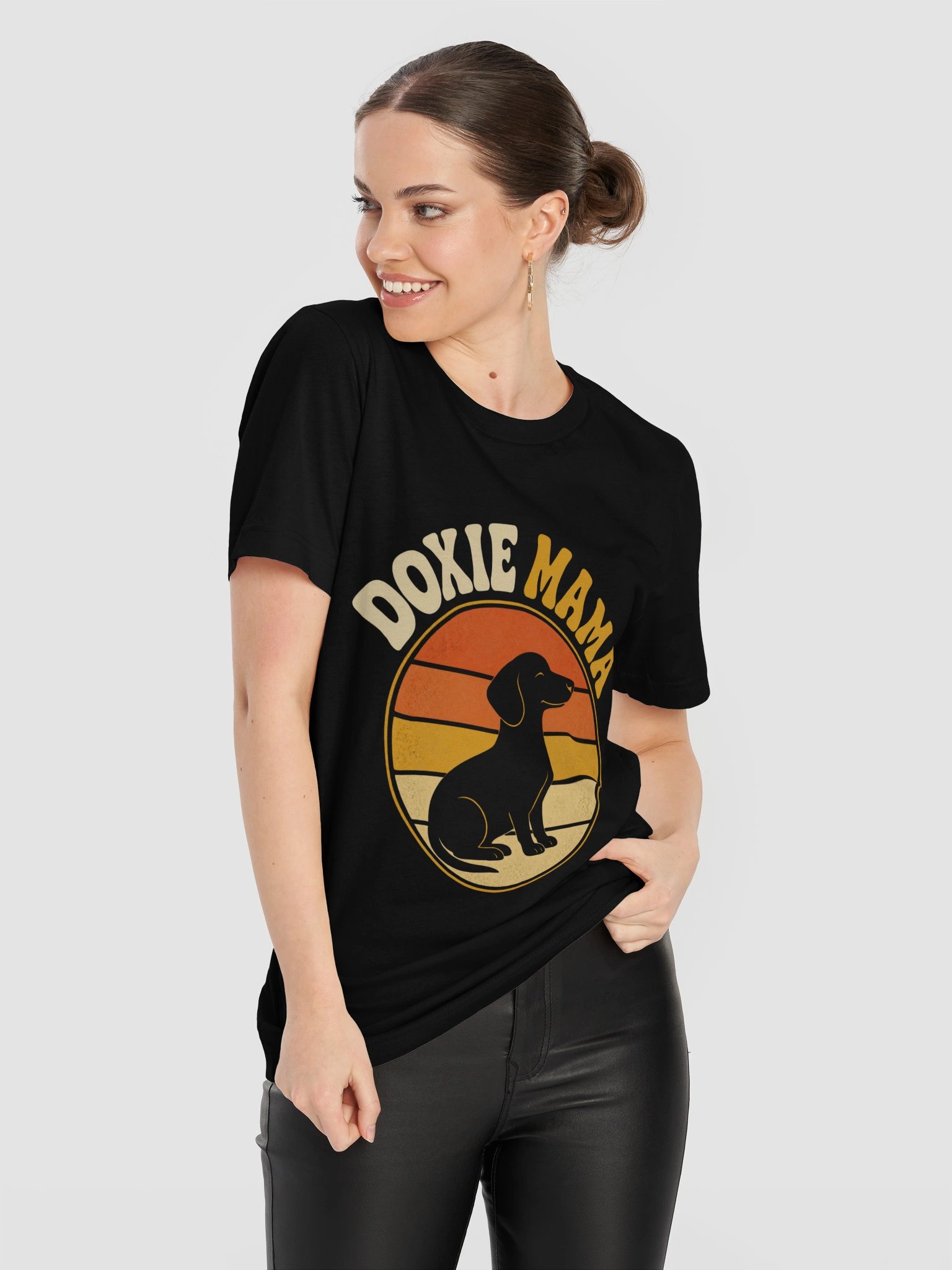 Retro Doxie Mama Shirt | Cute Dachshund Mom Tee product image (5)