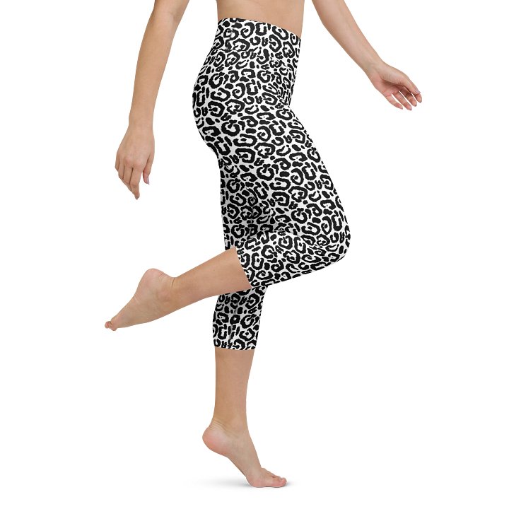 Black and White Leopard Print Yoga Capri Leggings product image (1)