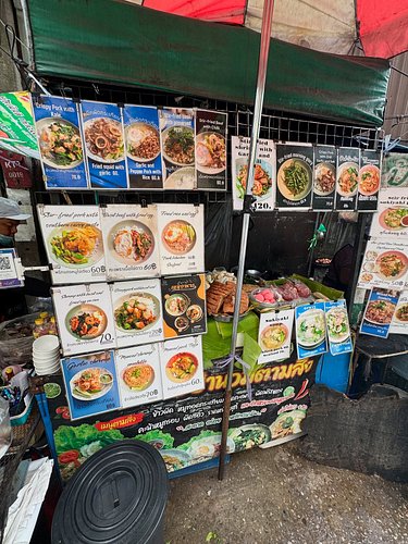 Random photos from #bangkok #thailand 
Quick 1 week trip to this amazing city.
#travel #explore #citylife #travelgram