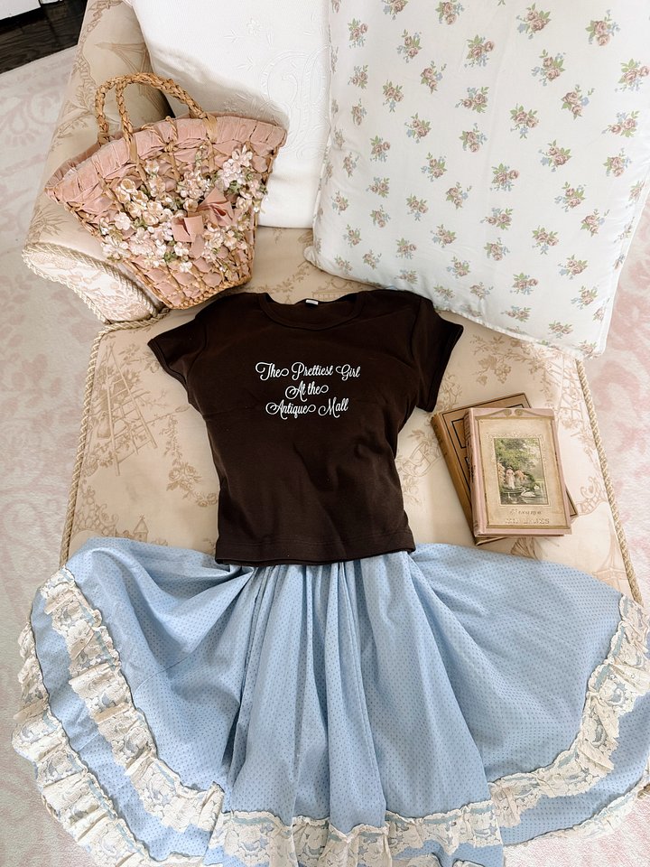 the "antique mall" top product image (1)