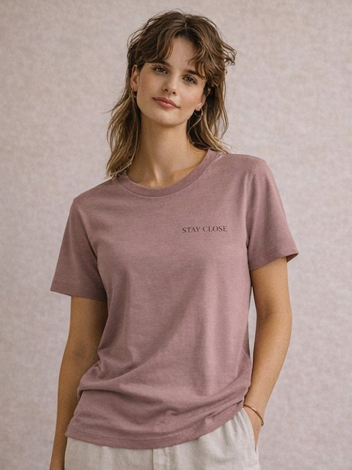 STAY CLOSE — WOMEN’S RELAXED T-SHIRT product image (1)
