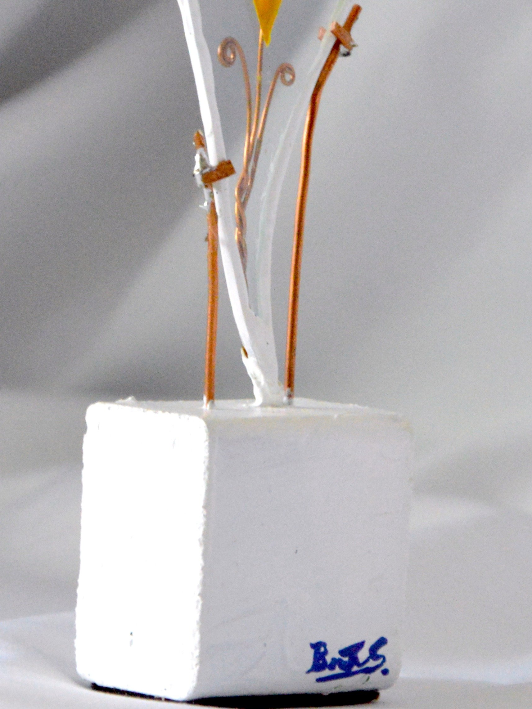 Single Yellow Flower product image (2)