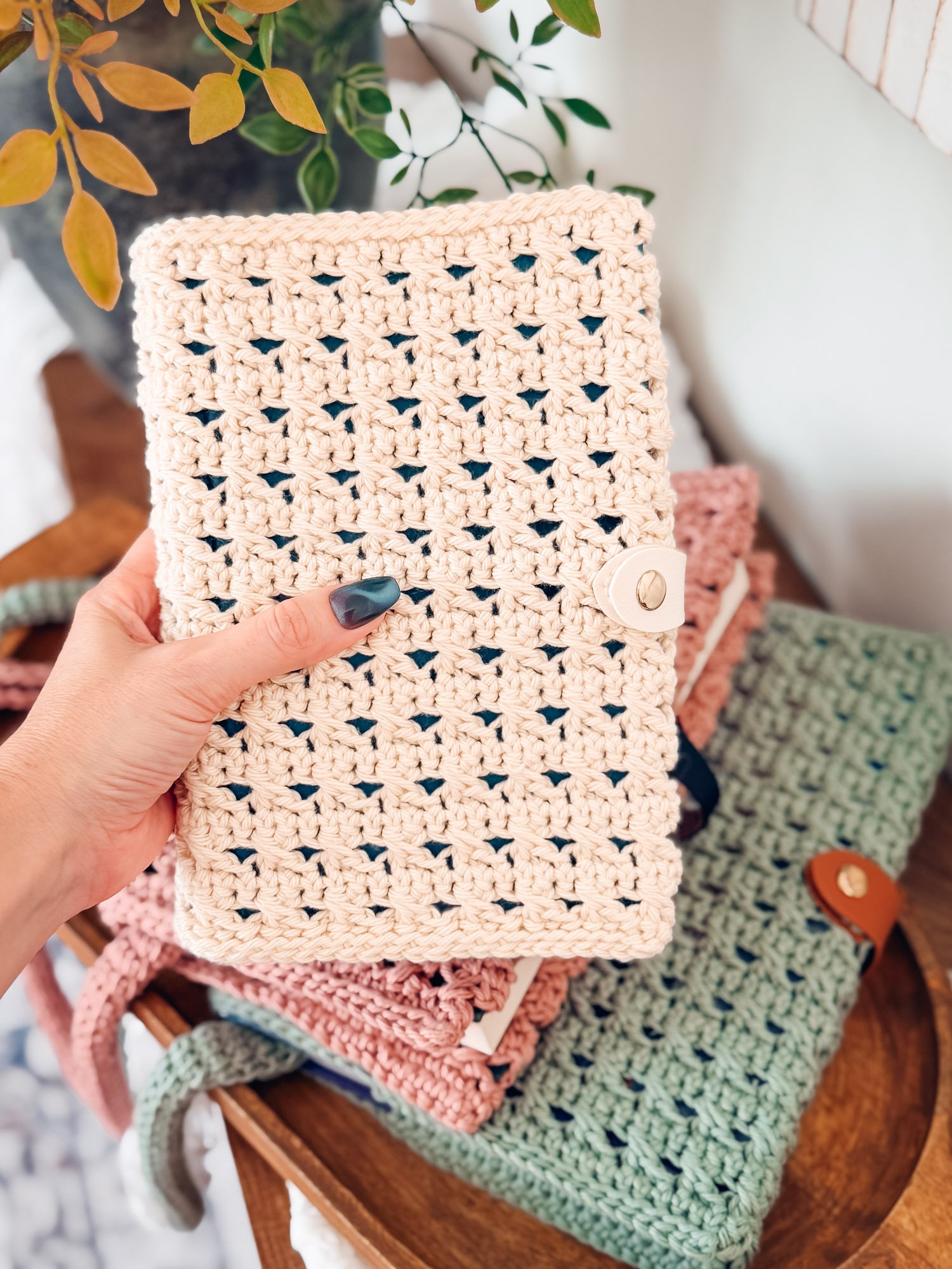 Reed Crossover Stitch Crochet Book Cover product image (10)