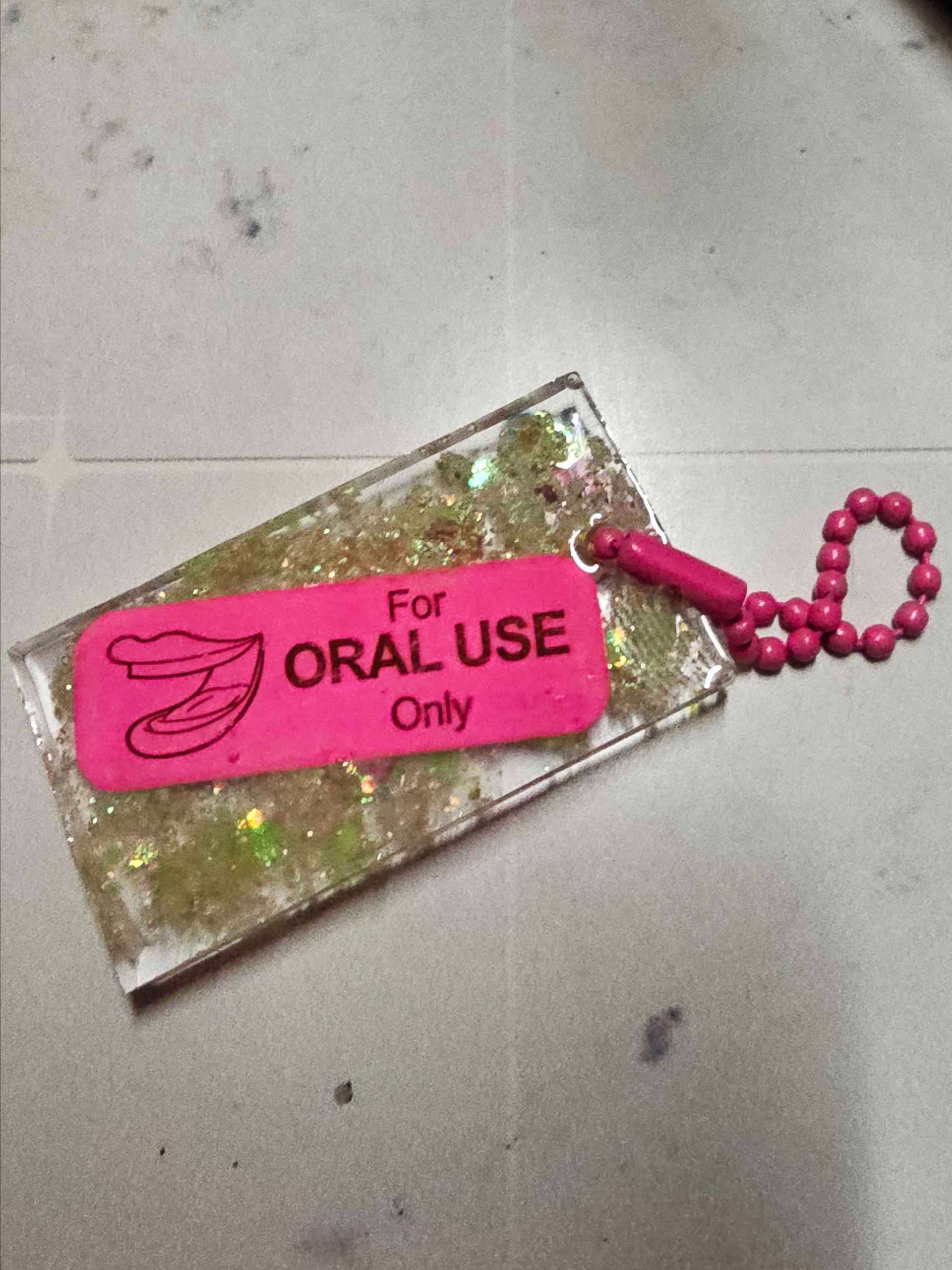Stickers suspended in resin keychains product image (1)