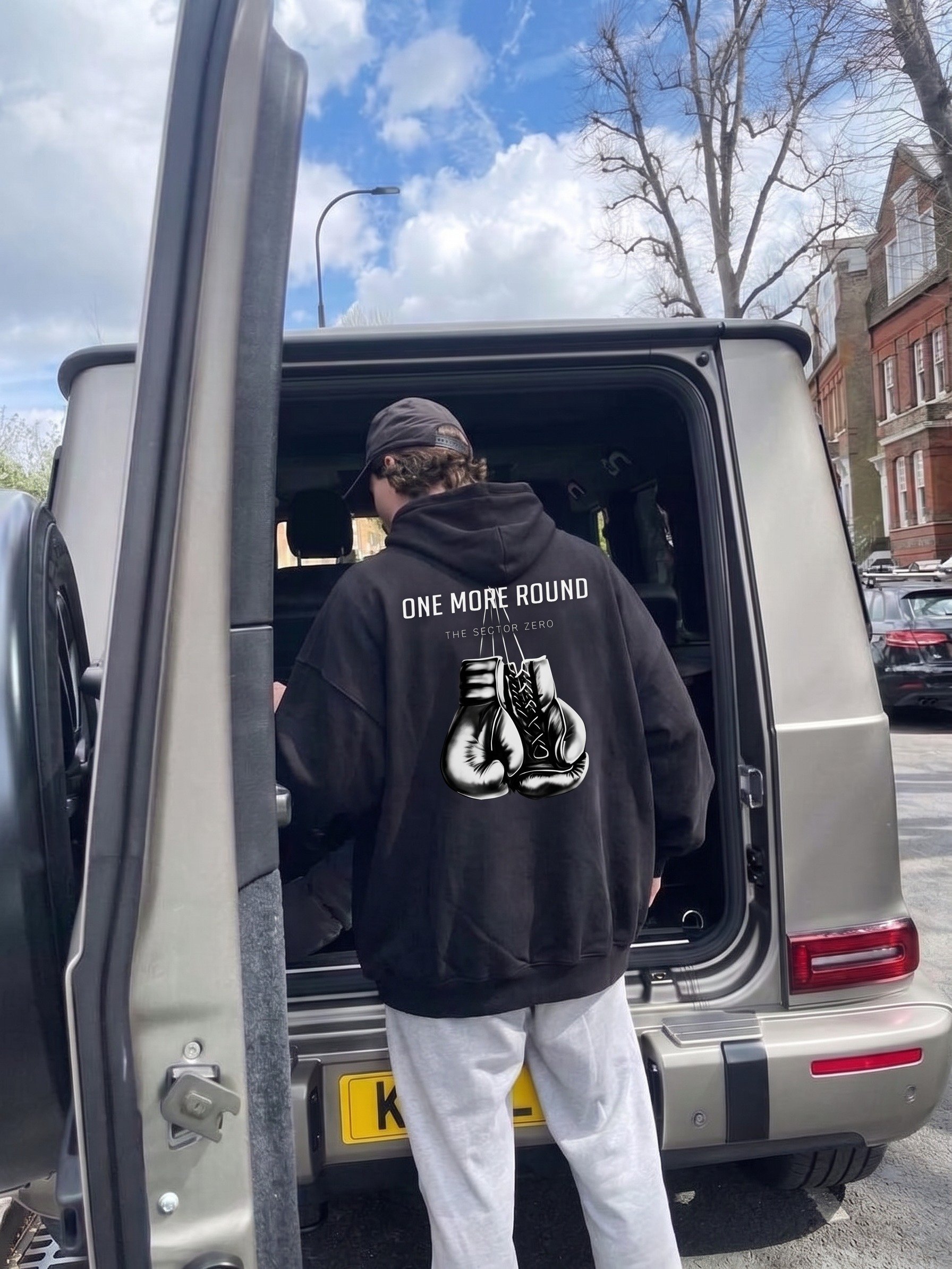 THE ONE MORE ROUND HEAVYWEIGHT HOODIE product image (5)