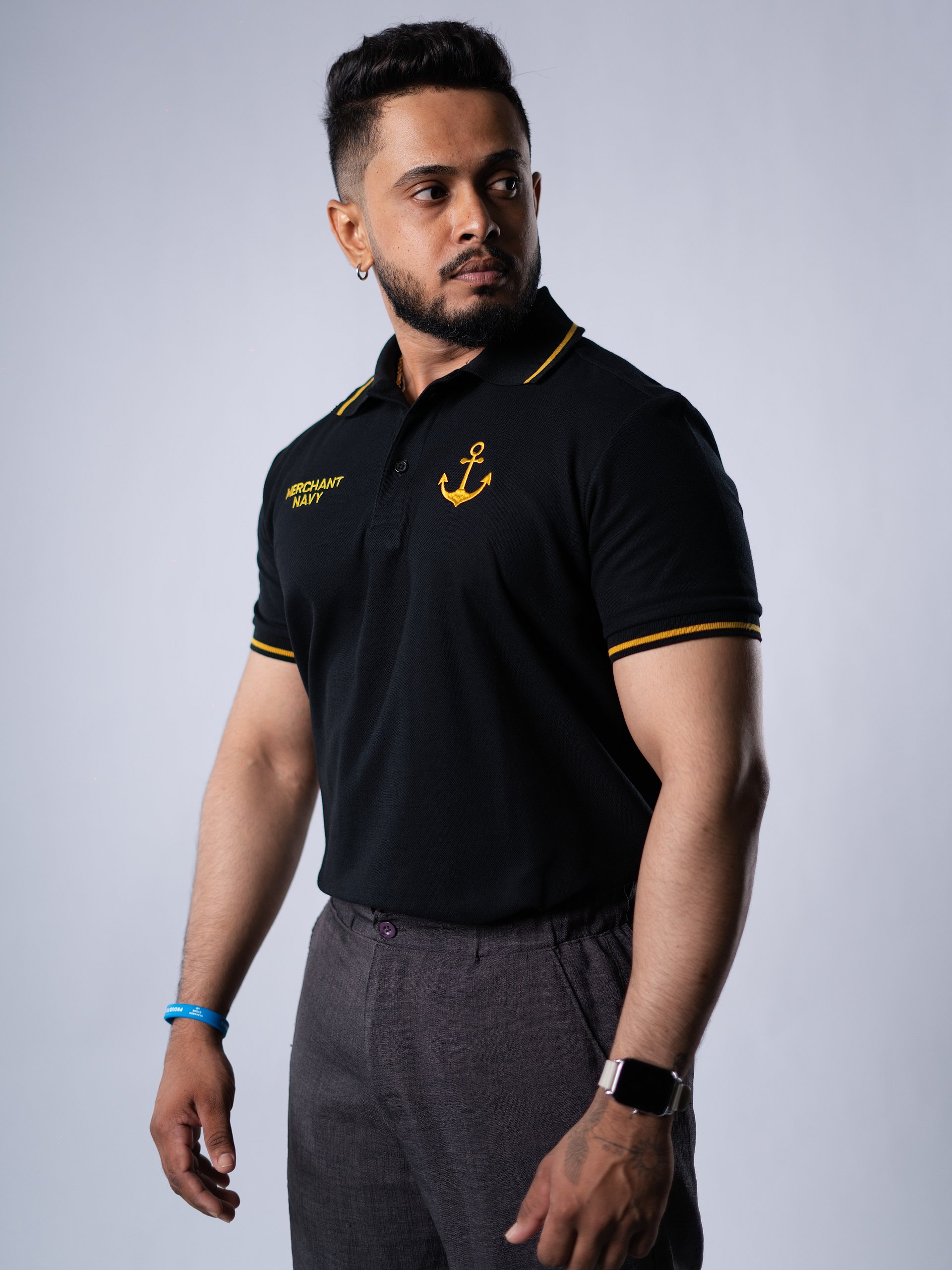 Black & Gold T-shirt product image (4)