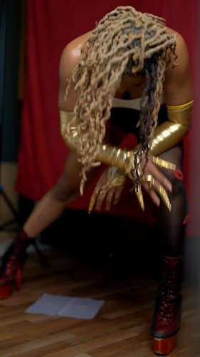 OG blooper reel #1😅😭

sneak peak into the chaos of being on set with me🎬

#SlaveToTheBounce #Ogechi #Bloopers #BlooperReel