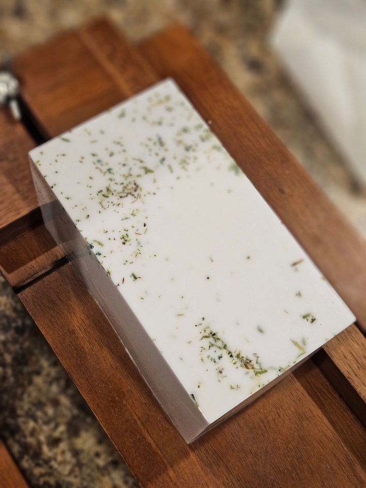 WASH ME WITH HYSSOP ½ LOAF product image (1)