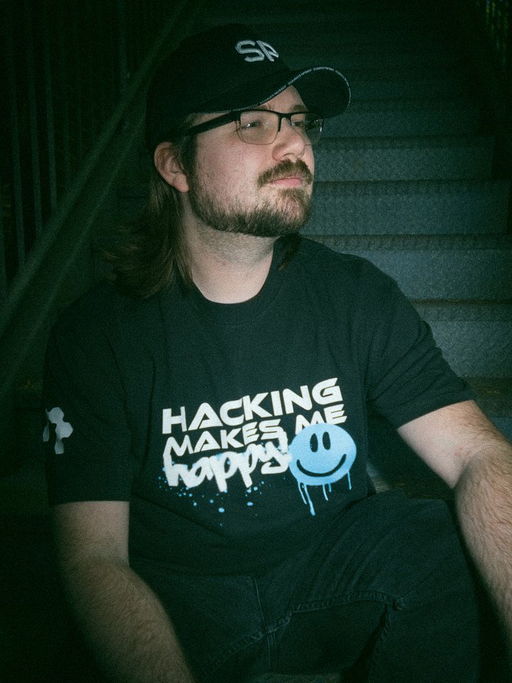 Hacking Makes Me Happy! T-Shirt (Blue) product image (2)