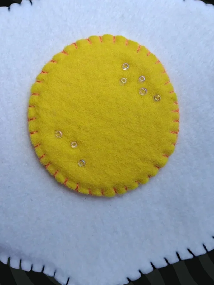 Fried Egg 2D Keychain product image (2)