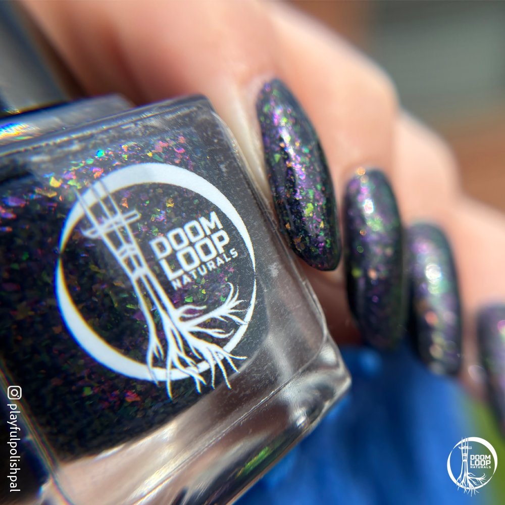 BLUE HOUR BREAK - Midnight Blue Jelly Flakie Nail Polish product image (3)