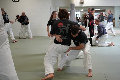 Tired of workouts that feel like a chore? 🏋️‍♂️ Martial arts offers purpose, progression, and real results. Learn how trainin...