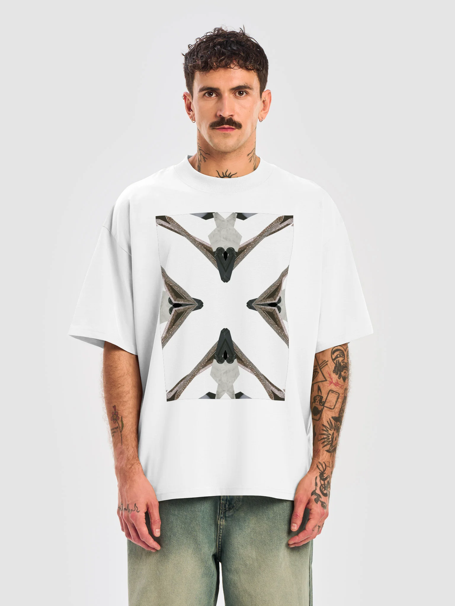 000 INTERSECTION UNISEX OVERSIZED T-SHIRT WHT 16 product image (5)