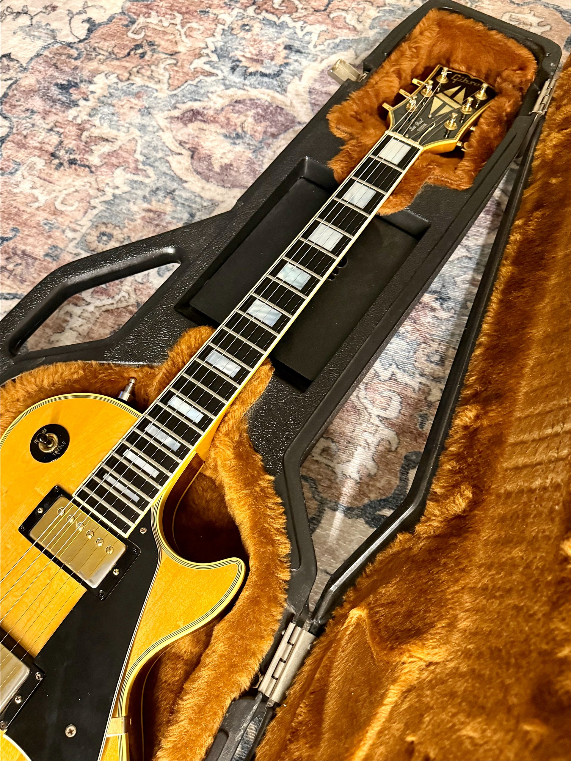 1982 Gibson Les Paul Custom "BLONDE BEAUTY" Natural Finish + GOLD Plush Chainsaw Case product image (7)