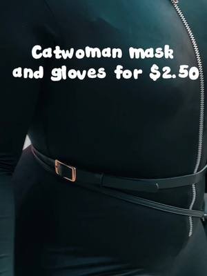 Cosplayer on a budget: Catwoman mask and Gloves  This is specifically for the Zoë Kravitz catwoman look