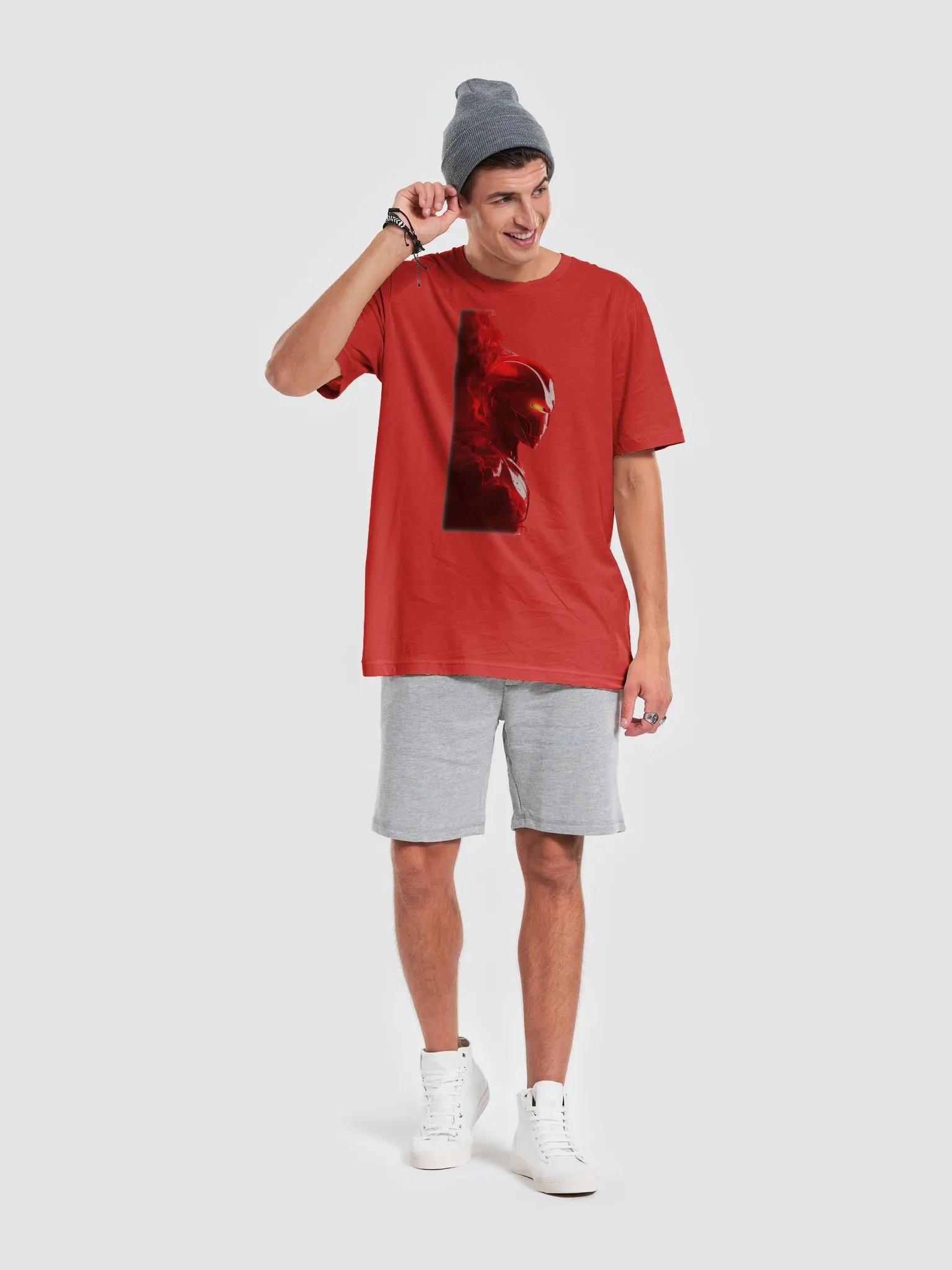 Red menacing robot product image (3)