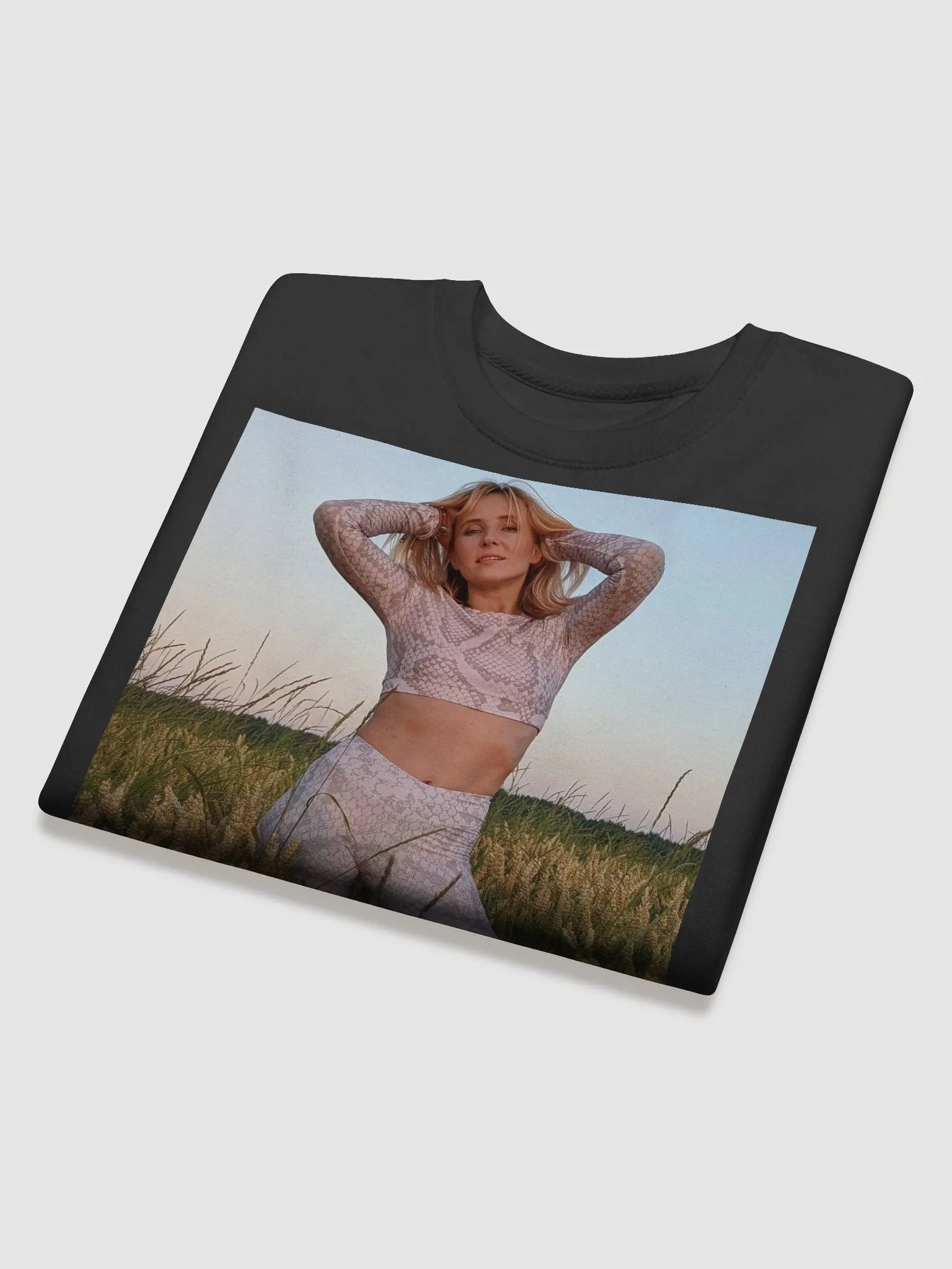 In field sweater product image (25)