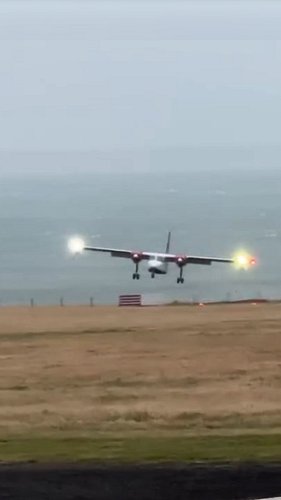 Stormy Stronsay Service! (Britten Norman Islander Fights Atlantic Storm to Land)

Follow for more! 👤

A great video via Bill ...