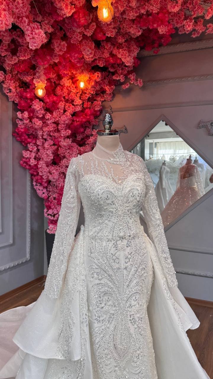 Wedding dress product image (2)