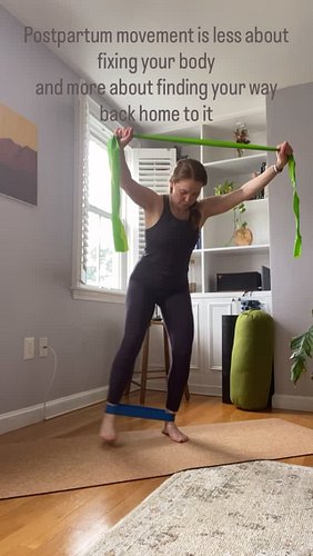 Postpartum movement can be about more than recovery. It can be a way of finding yourself in your body again.🌿

If this way of...