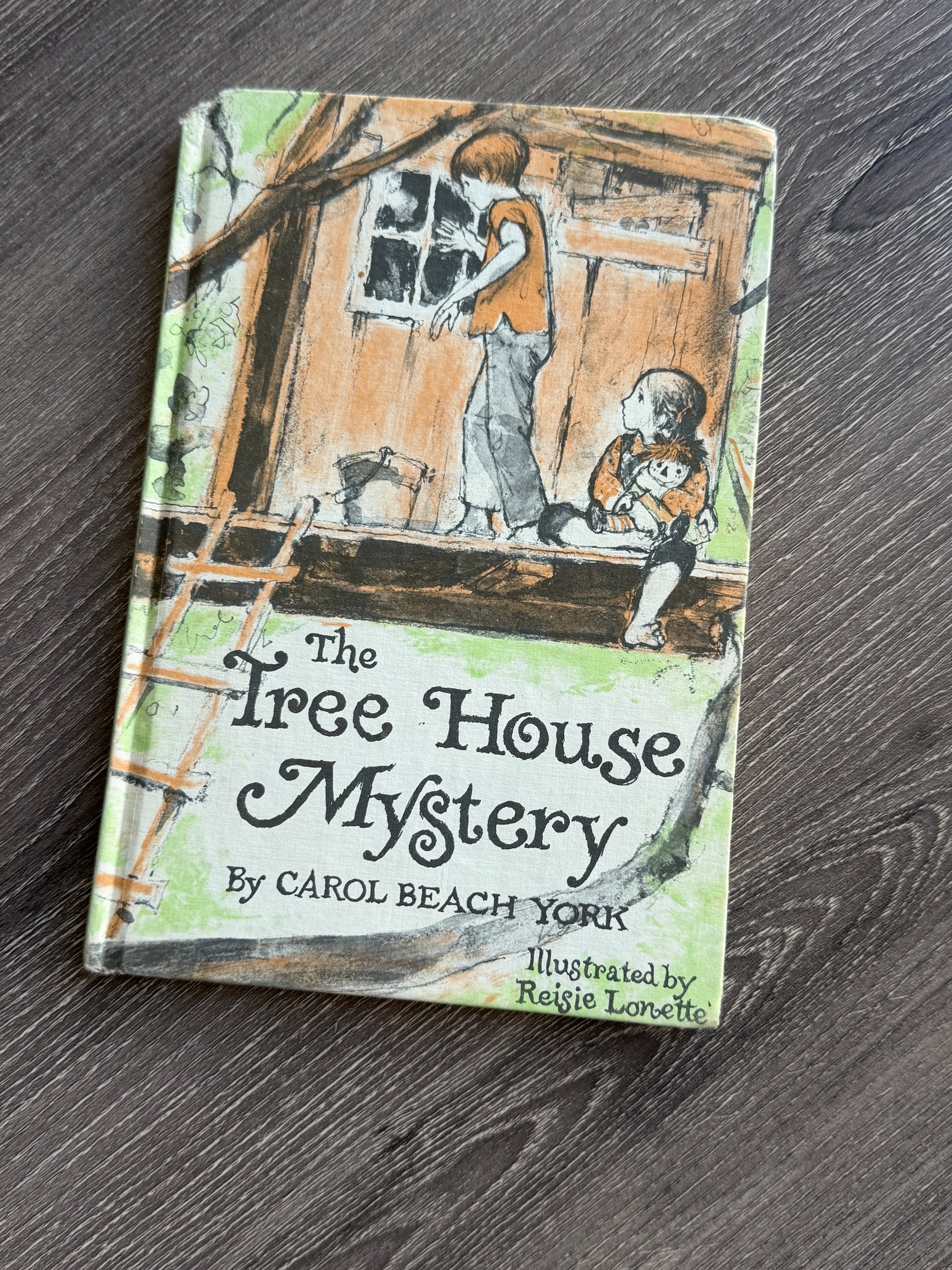 1973 | The Tree House Mystery | Carol Beach York | Weekly Reader Vintage Hardcover product image (1)
