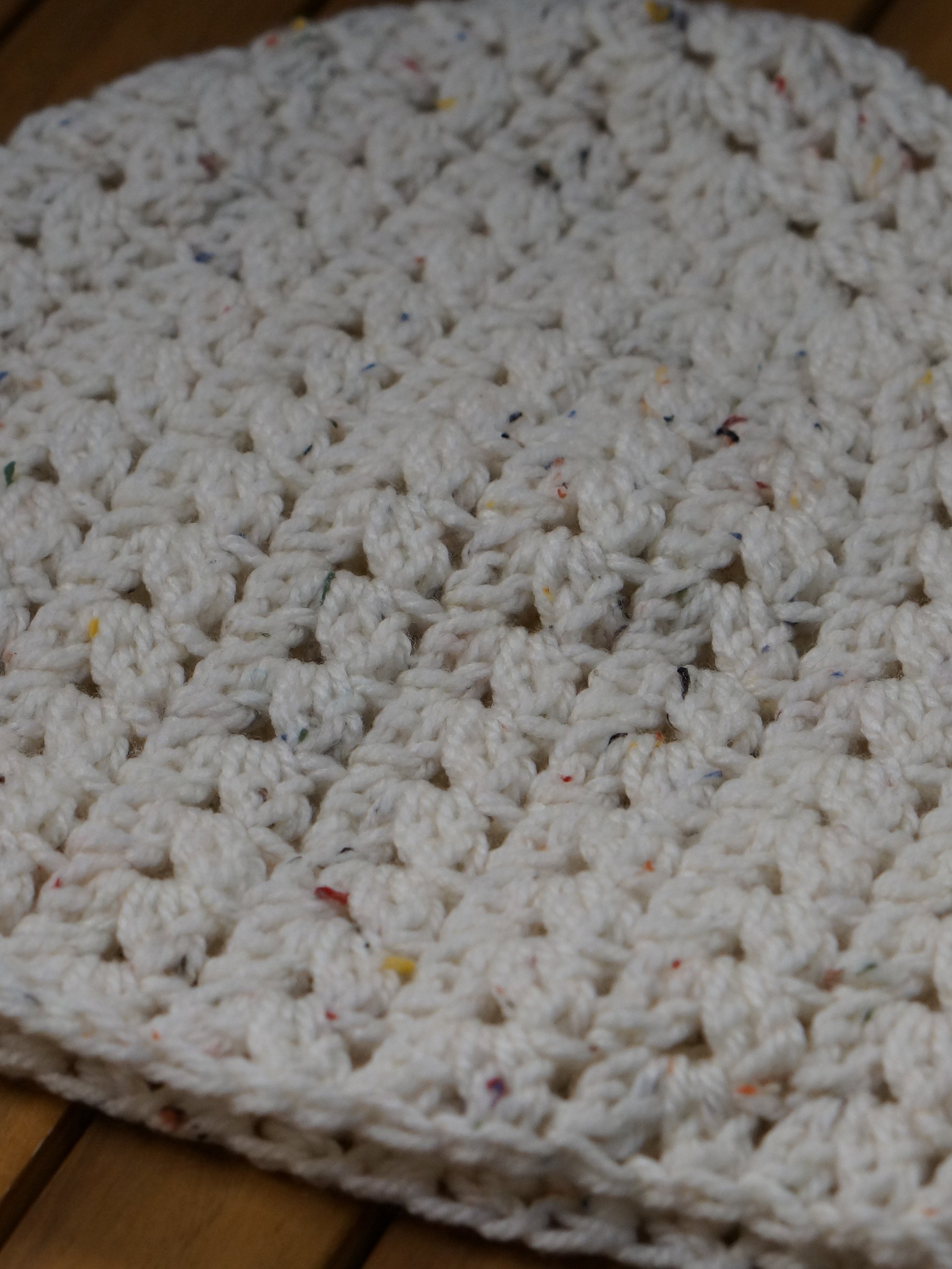 Cluster V stitch beanie crochet pattern product image (2)
