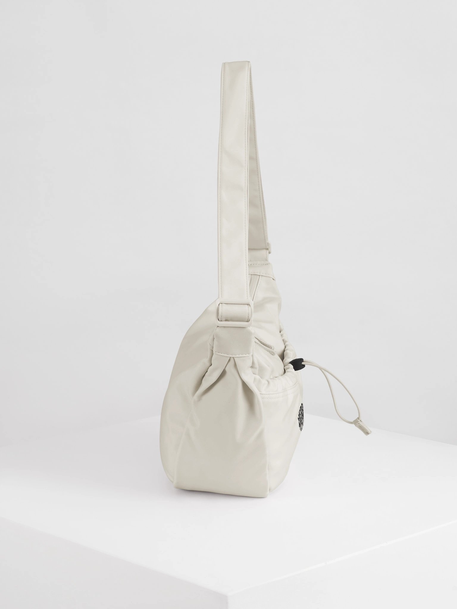 HM Crossbody Bag product image (12)