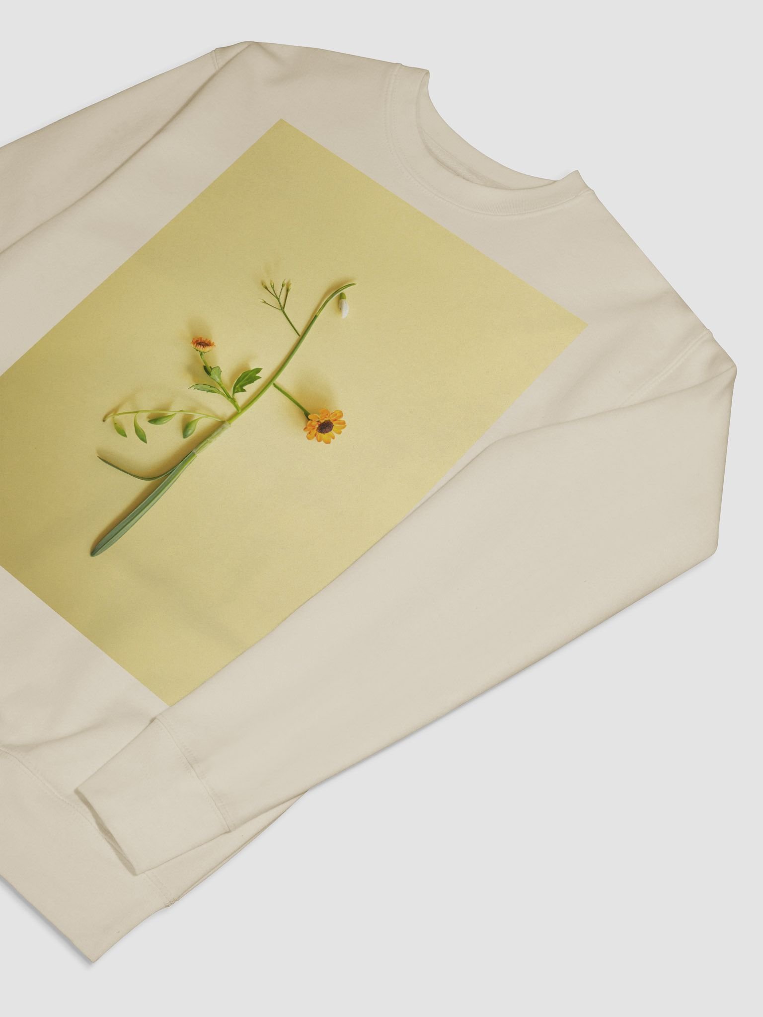 Floral Artistry Cotton Sweatshirt product image (7)