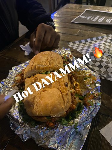 Dropped into @thecraftloungebeer for a cold beer 🍻and had a 🔥torta and tacos 🌮 from @tm_tacos!! 💙
Thanks y'all! Always a good...